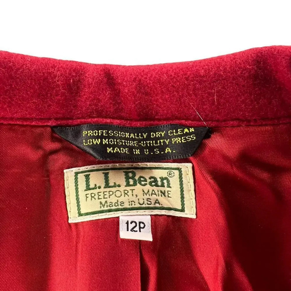 Vintage‎ L.L. Bean Women's 12 Petite Red Single-Breasted Notch Lapel Wool Blazer - Picture 2 of 3